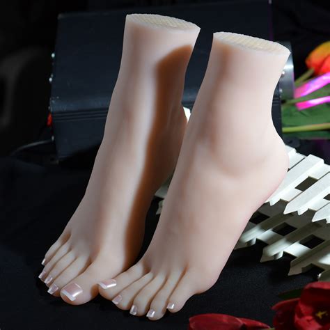 women's silicone feet